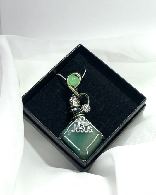 Kette mit Anhänger